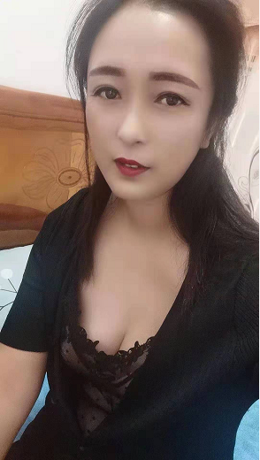 两个大胸妹妹